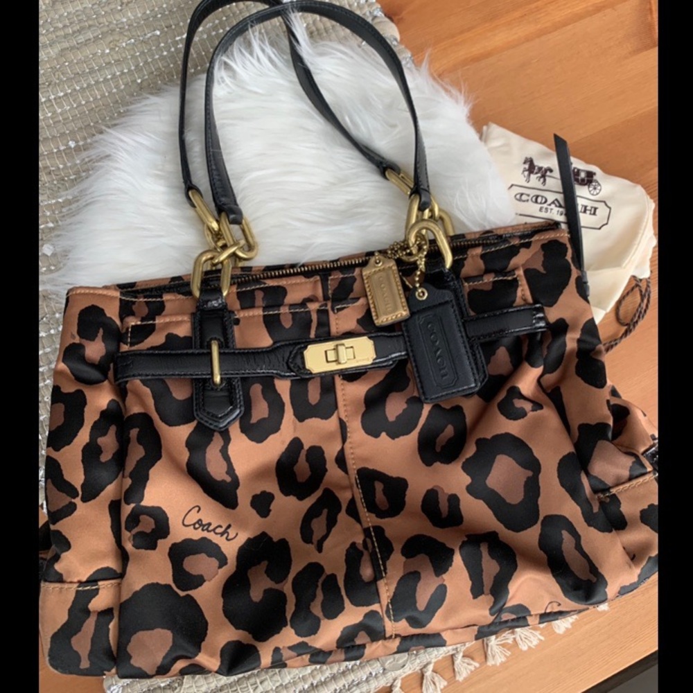 Coach Chelsea Ocelot Leopard Jayden Bag 21084M